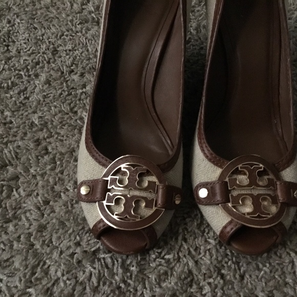 Tory Burch - Picture 1 of 4